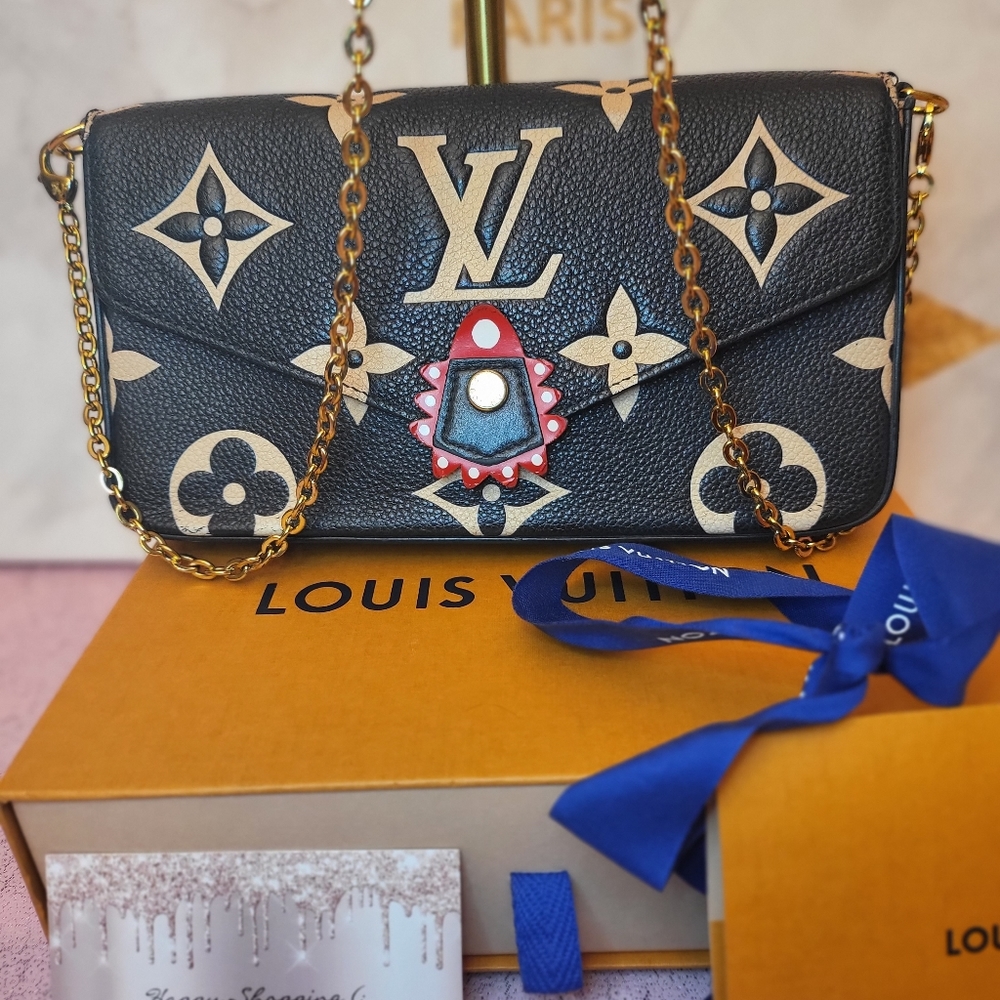 ♡♡ RARE! LOUIS VUITTON Felicy Clafoutis Empreinte Crossbody ♡♡